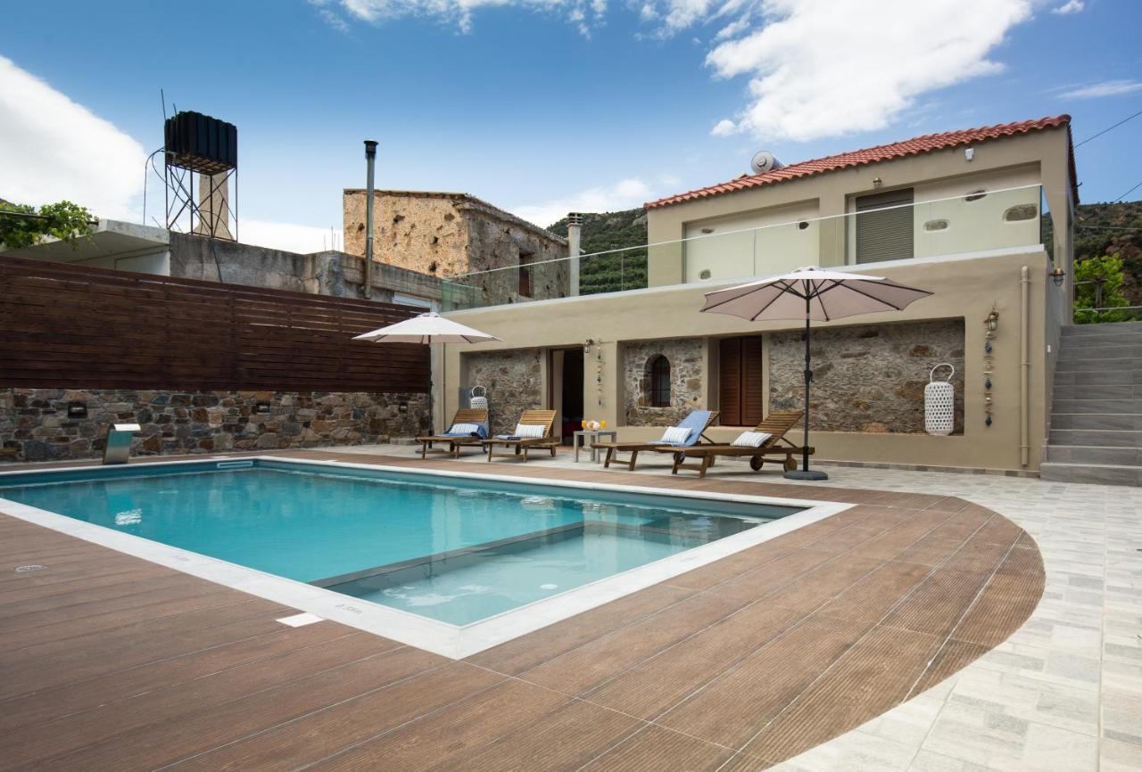 Tzouganos Villa Sfinárion Exterior foto