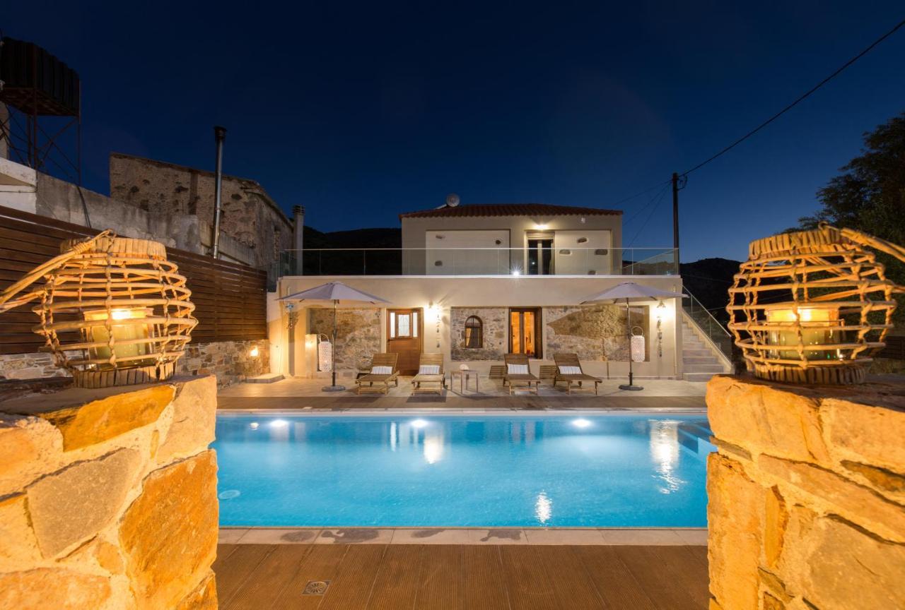 Tzouganos Villa Sfinárion Exterior foto